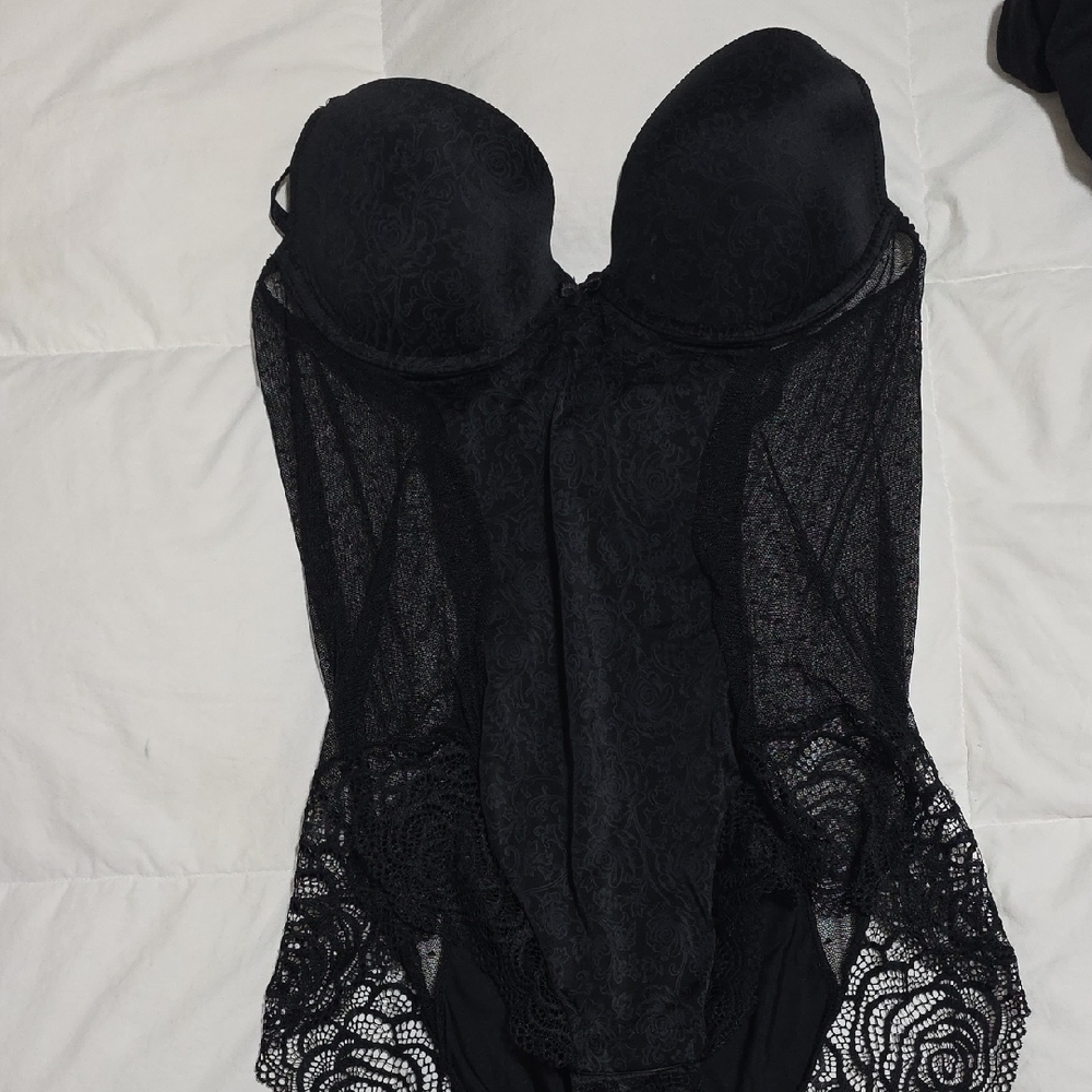 SHEIN Black Lace Bra with Sweetheart Neckline
